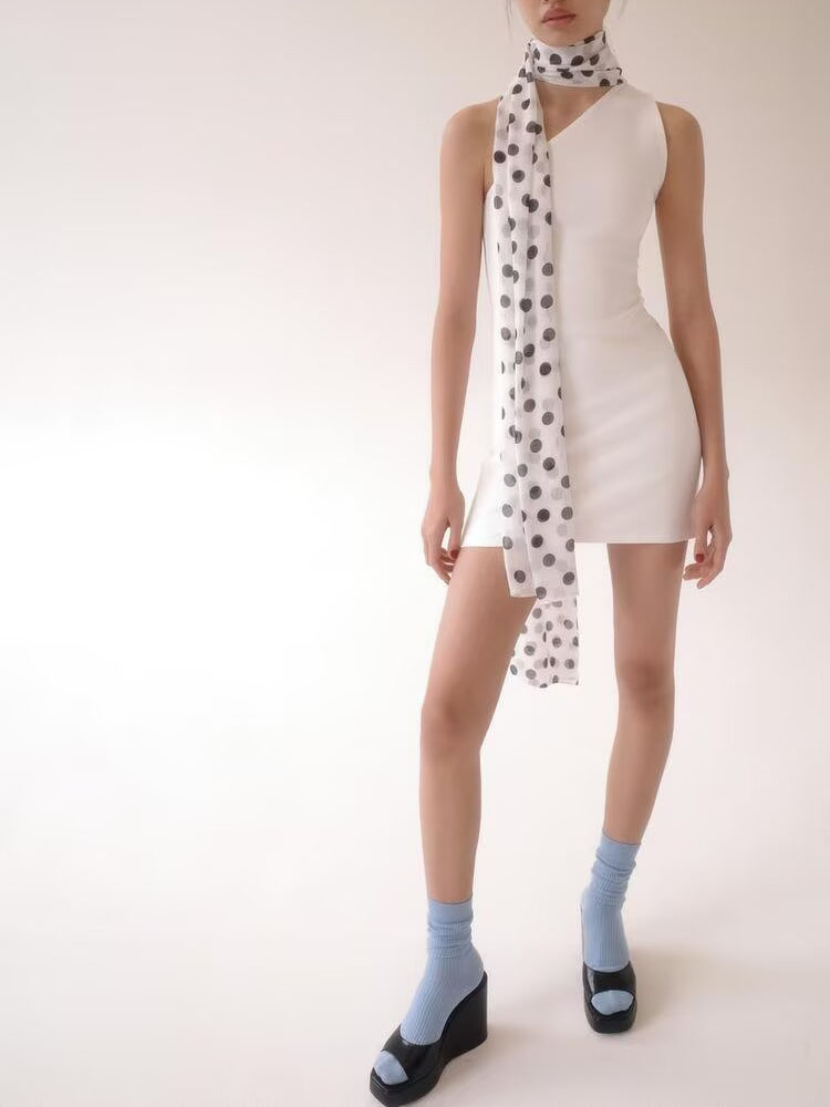 夏の新作水玉模様スカーフショルダーバードネックハンギングドレ - Ethnic Clothing & Online Fashion Store Khaadi Uk のレビューと価格
