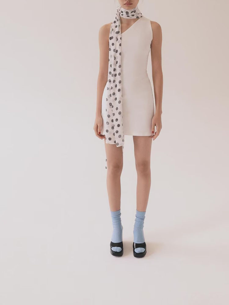 夏の新作水玉模様スカーフショルダーバードネックハンギングドレ - Ethnic Clothing & Online Fashion Store Khaadi Uk のレビューと価格