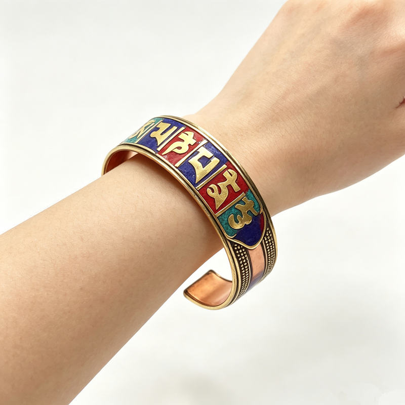 BB-193 チベットお守りオープンカフバングル OM MA - Ethnic Fashion Com のレビューと価格